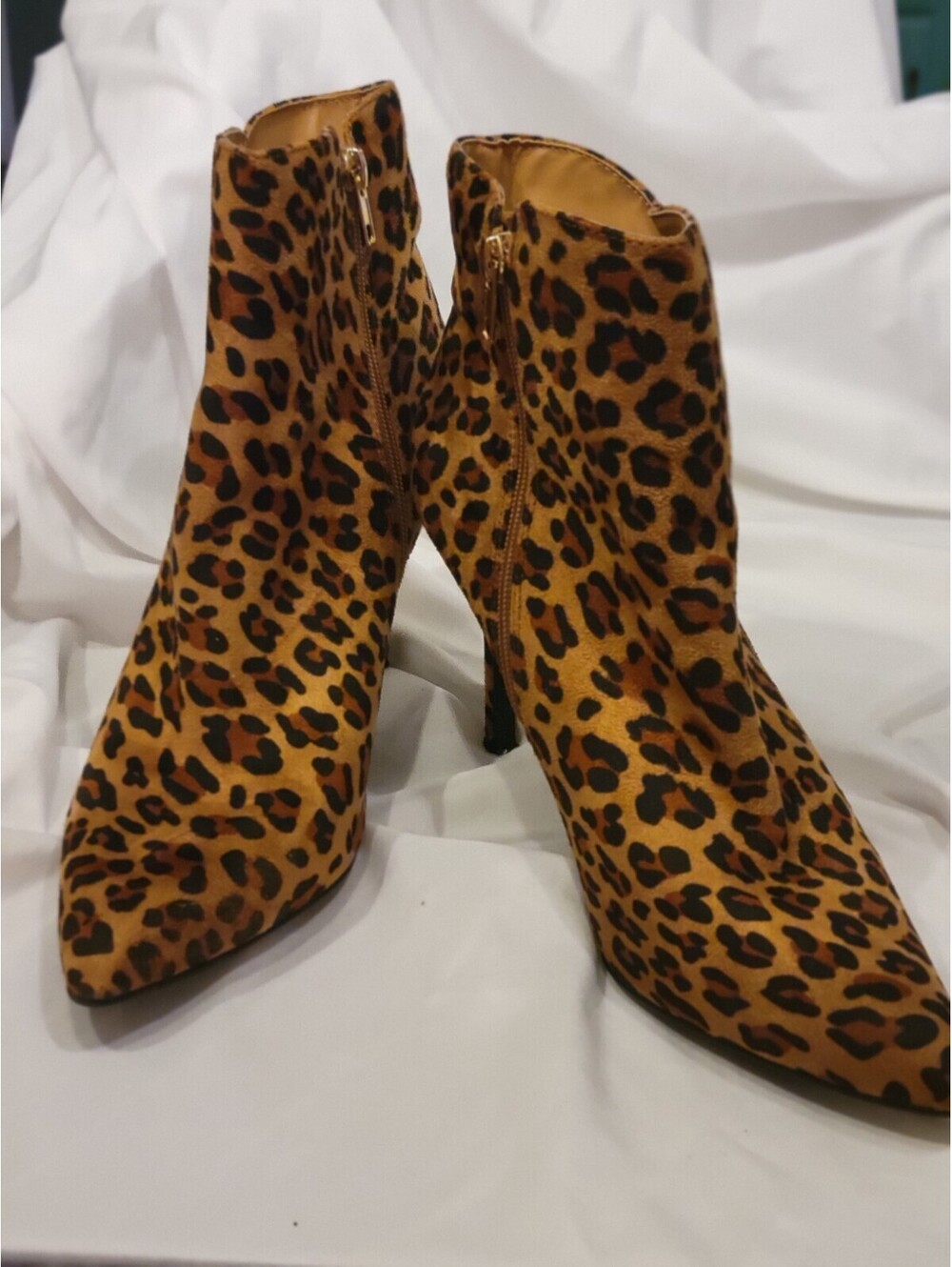 Zigi Soho Leopard Print Ankle Bootie Stiletto Heels brown black 11